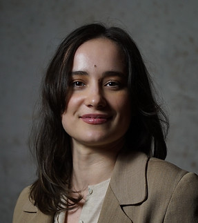 gianna portrait edited.jpg