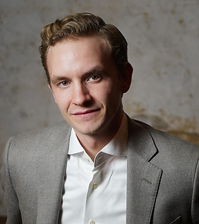 scott portrait edited.jpg