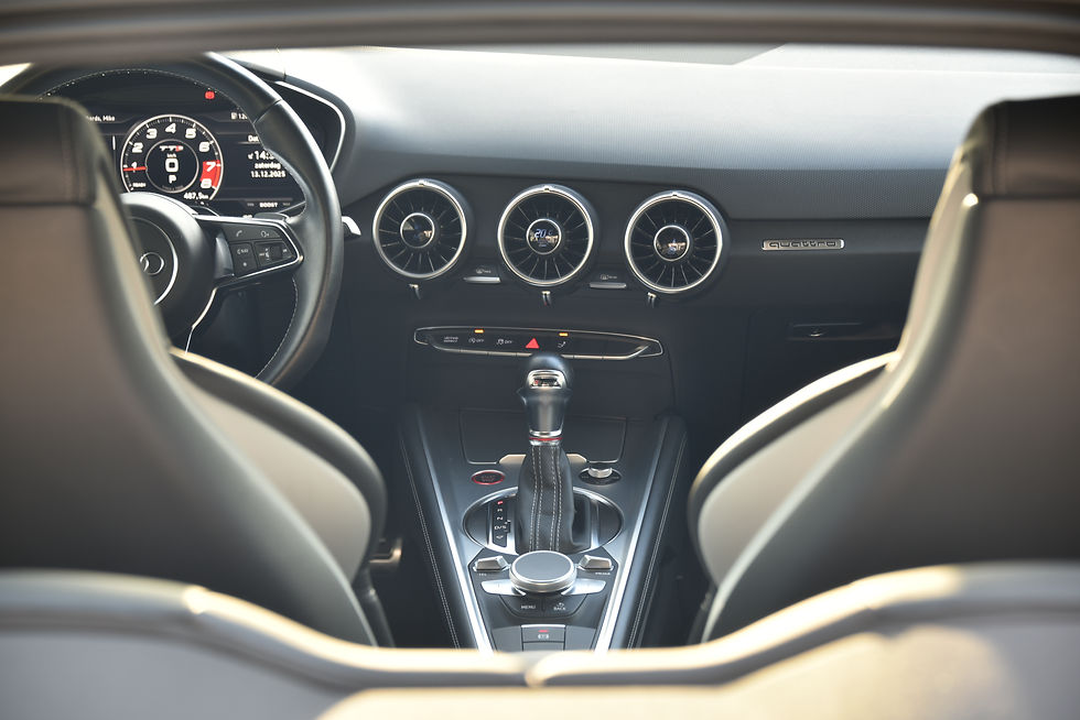 Thumbnail: Audi TTS Quattro Pro Line+ S-Tronic B&O 20" H&R onderstel Vegas Yellow 2015