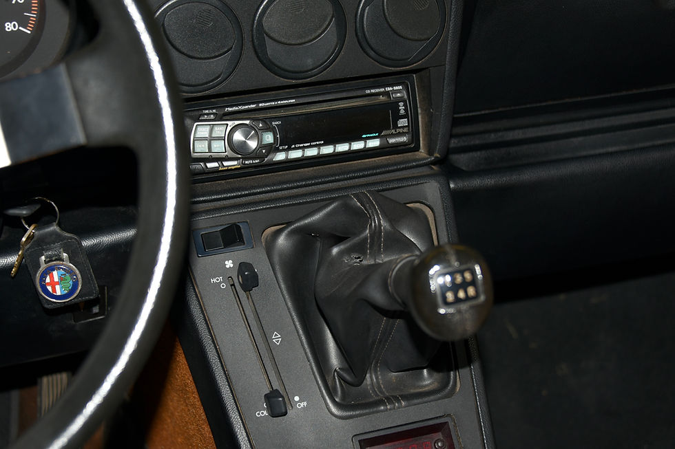 Thumbnail: Alfa Romeo Spider 2.0 1987 Nr5