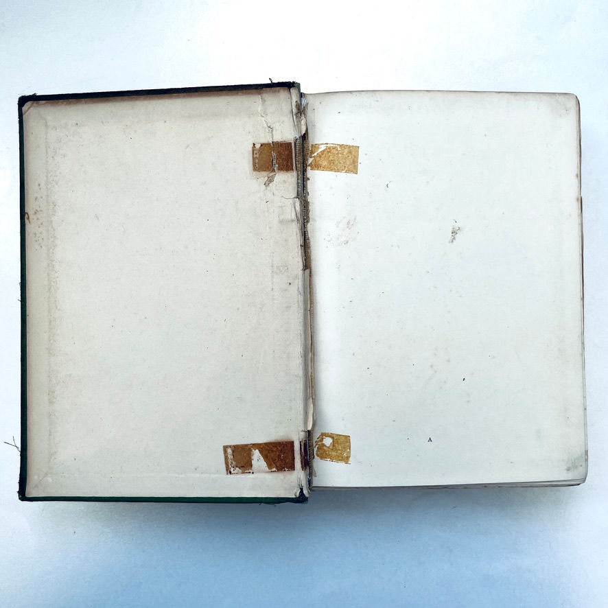 Miniatyrbild: Front pastedown and free endpaper of Modern Illustration by Joseph Pennell, 1895, showing old tape marks.