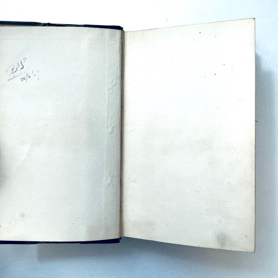 Miniatura: Front flyleaf with small pen inscription.