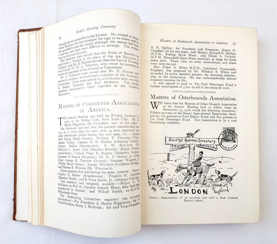 Pikkukuva: Text with small fox hunting illustration at page footer.