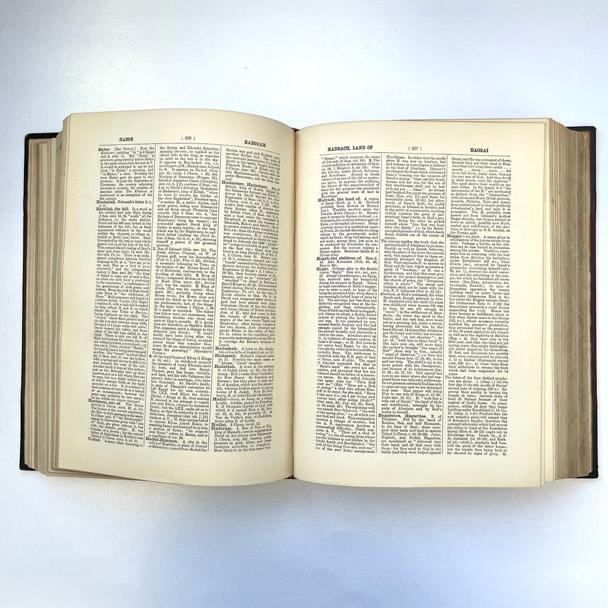Pikkukuva: The Englishman’s Bible Cyclopædia – Rev. A. R. Fausset, c.1878–90s, Illustrated