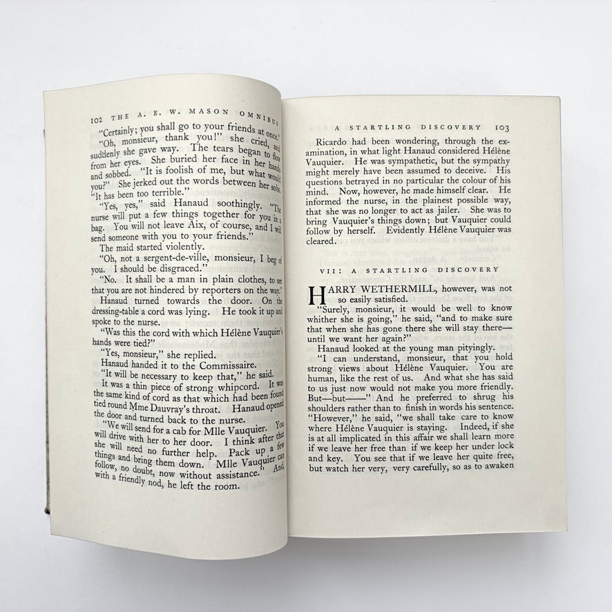 Pikkukuva: Interior pages Inspector Hanaud Investigations AEW Mason clean example pages