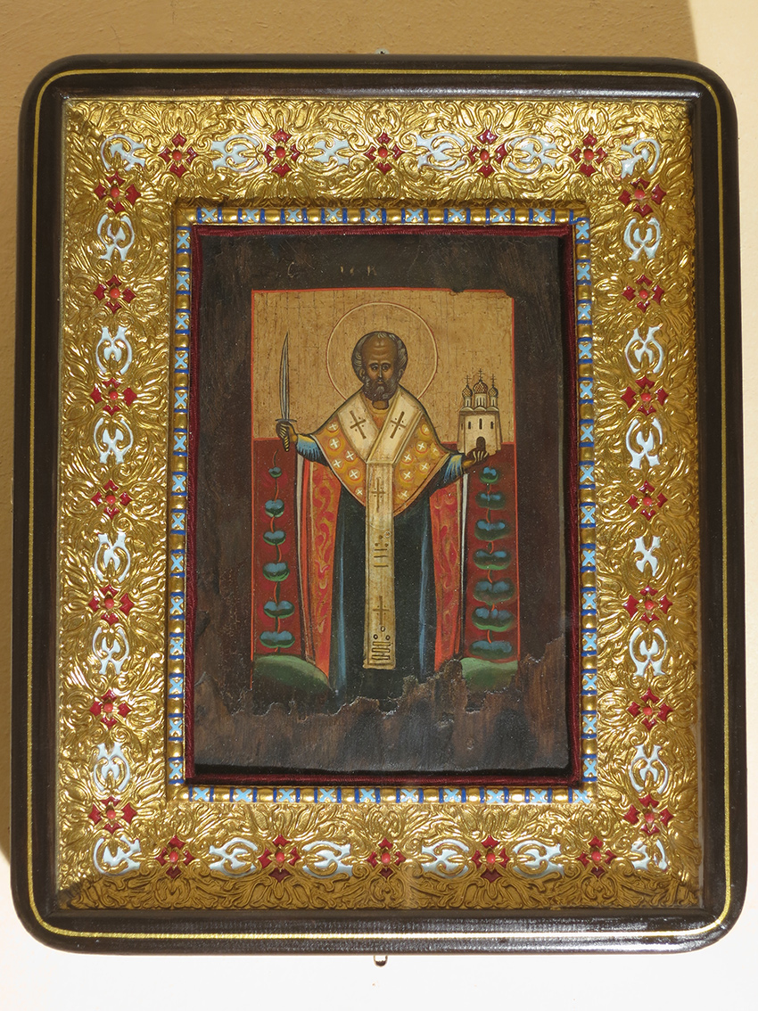 Изготовление киотов для икон. Вашков киот. Монигетти киот икона. Напольный киот для иконы. Киот напольный ставрос.