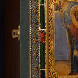 Изготовление киота для иконы Николая