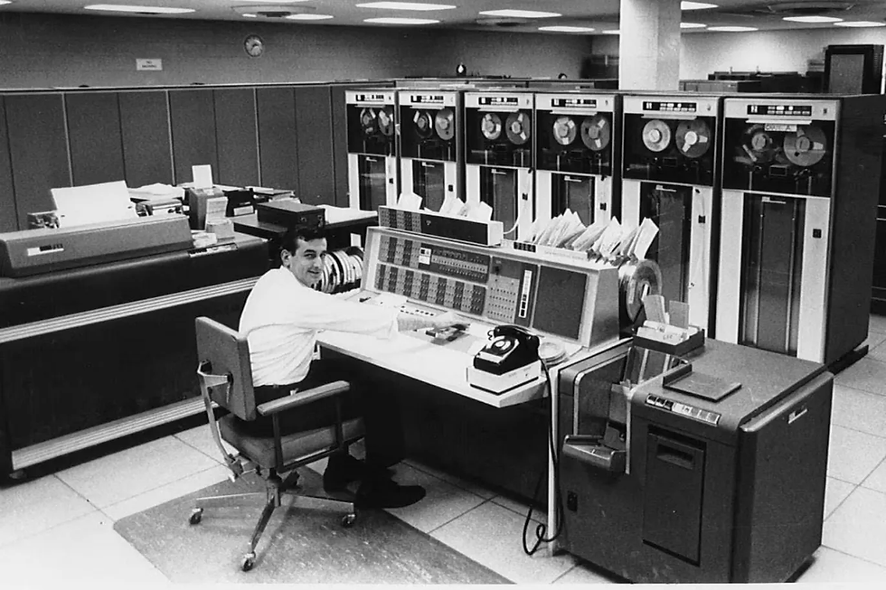 Los mensajes enviados entre dos computadoras separadas por más de 600 kilómetros sentaron las bases de lo que más tarde se convertiría en internet. Foto: Wikimedia