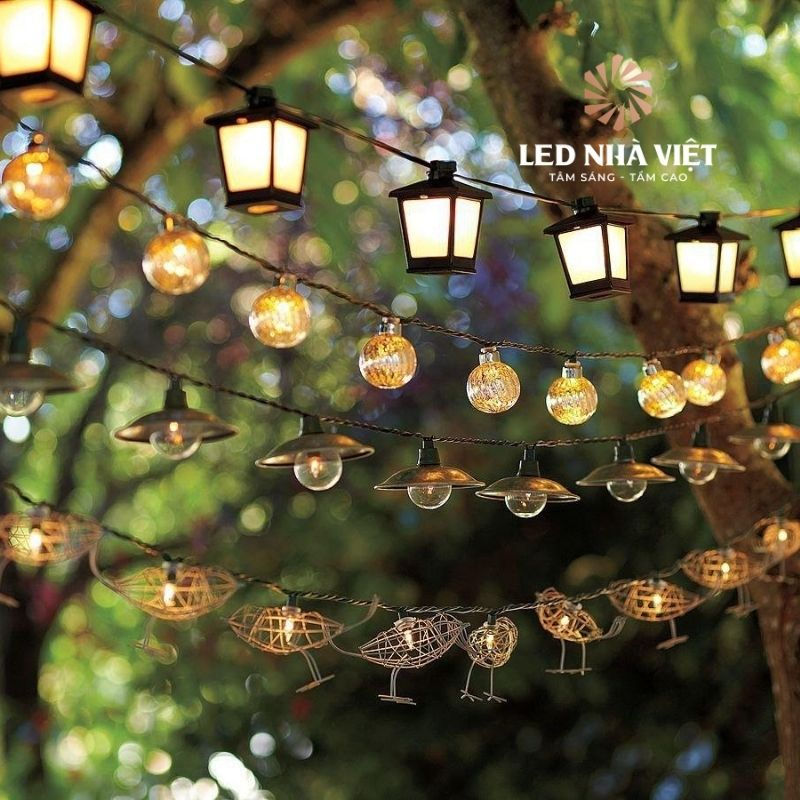 den-trang-tri-san-vuon-trong-thiet-ke-canh-quan-hien-dai