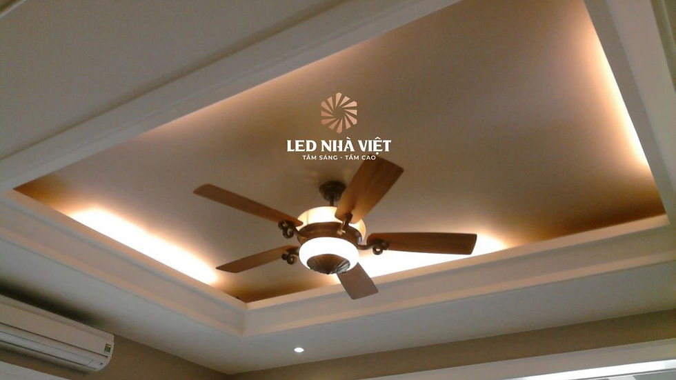 song-tien-nghi-hon-voi-quat-den-chum-tich-hop-den-led