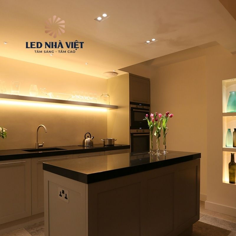 thong-so-cua-bong-den-led-am-tran-ma-nguoi-mua-khong-the-bo-qua