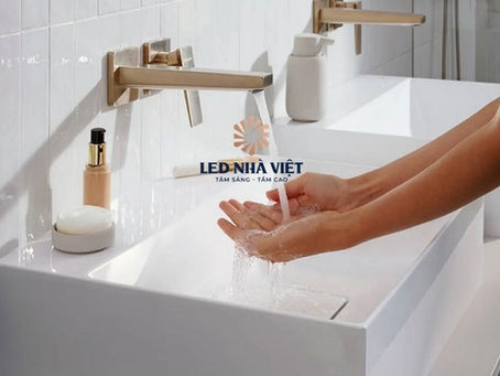 khi-voi-nuoc-bon-rua-mat-tro-thanh-mon-phu-kien-noi-that