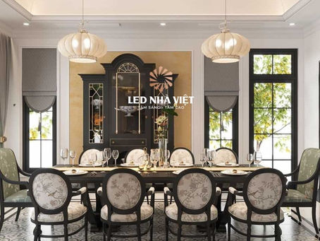 mot-chiec-den-treo-ban-an-noi-gi-ve-phong-cach-gia-chu