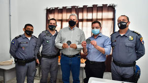 Botelho recebe Moeda Honorífica do 10° Batalhão da Polícia Militar de Cuiabá