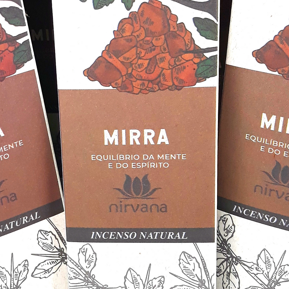 Miniatura: O incenso de mirra cria um ambiente propício para a conexão espiritual, meditação e rituais religiosos