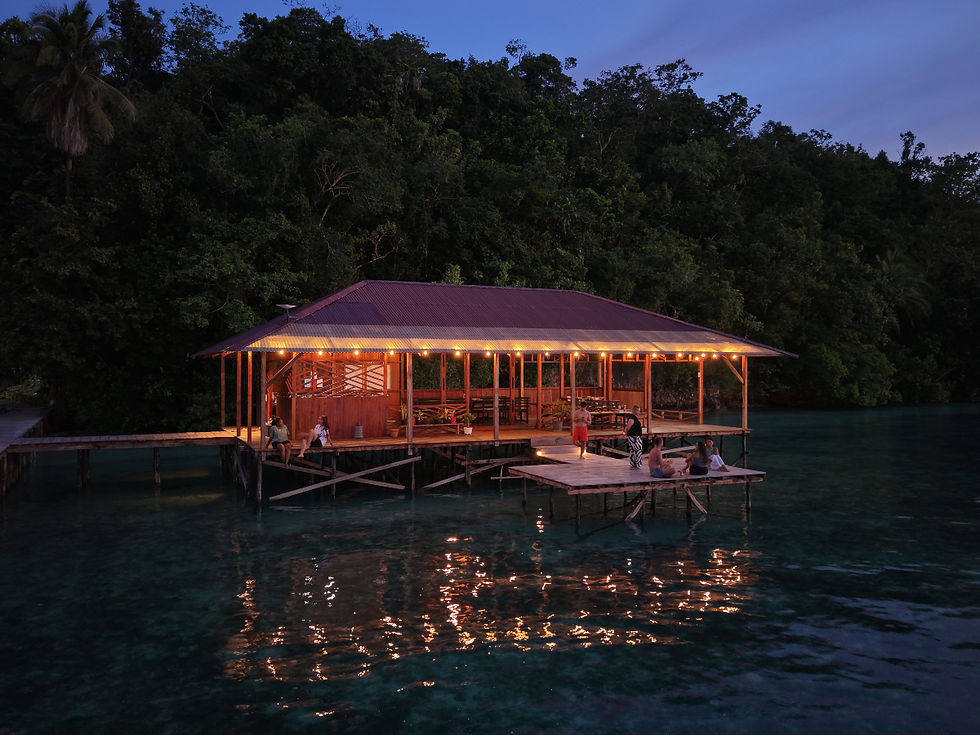 Our guests enjoying the sunset together.