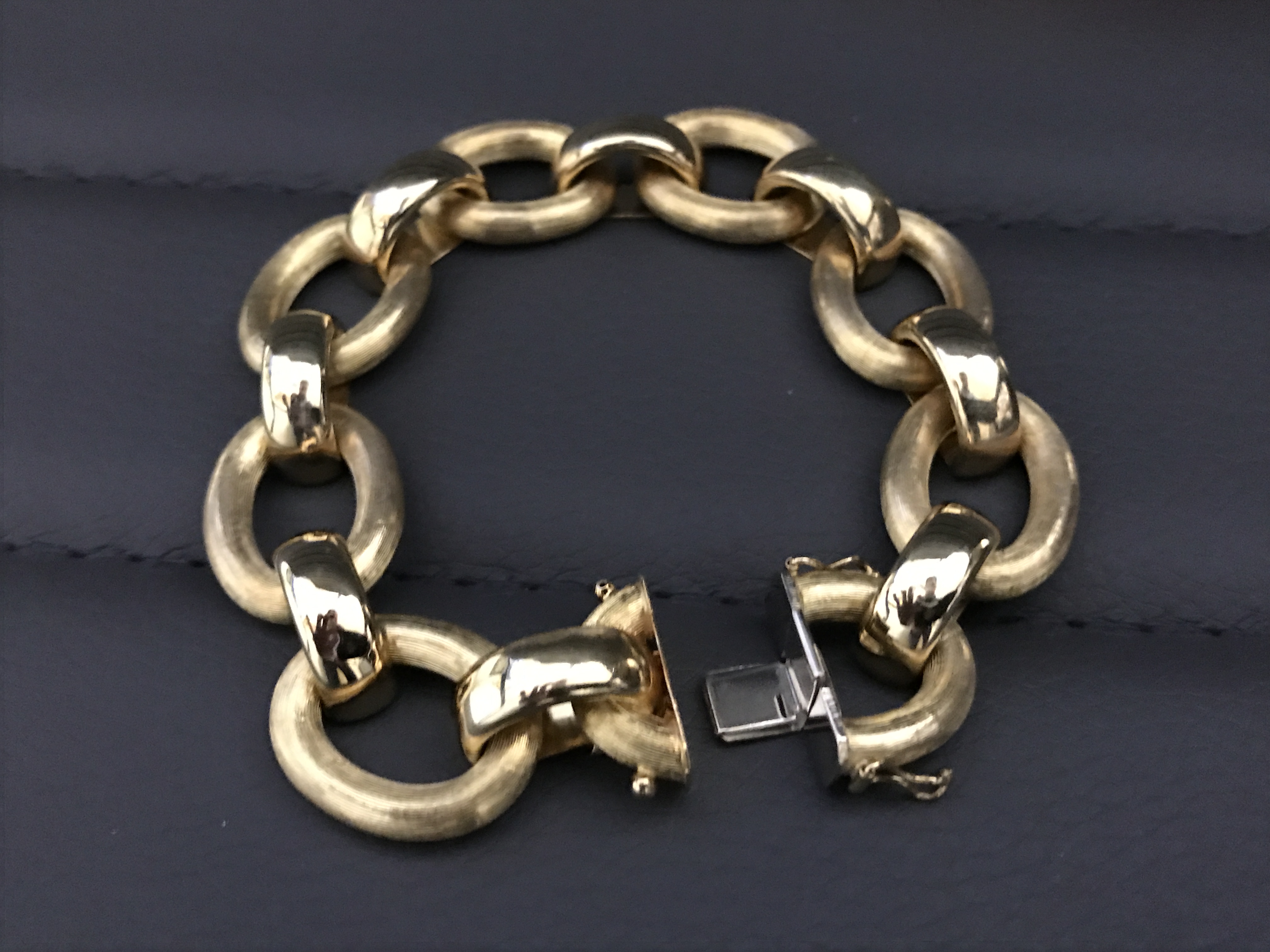 18 kt. Italian Bracelet