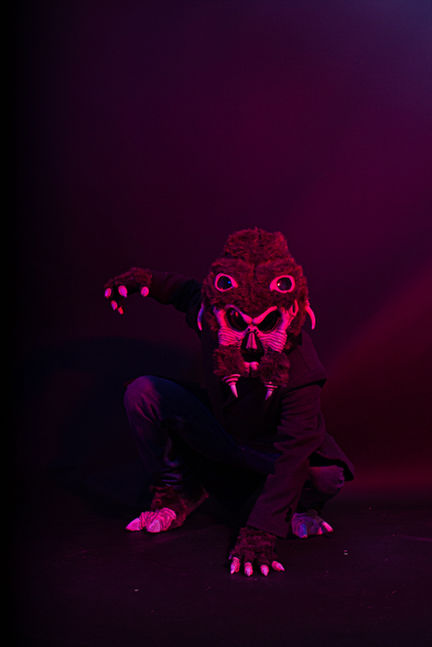 20211025-MAN-SPIDER SAM-24.jpg