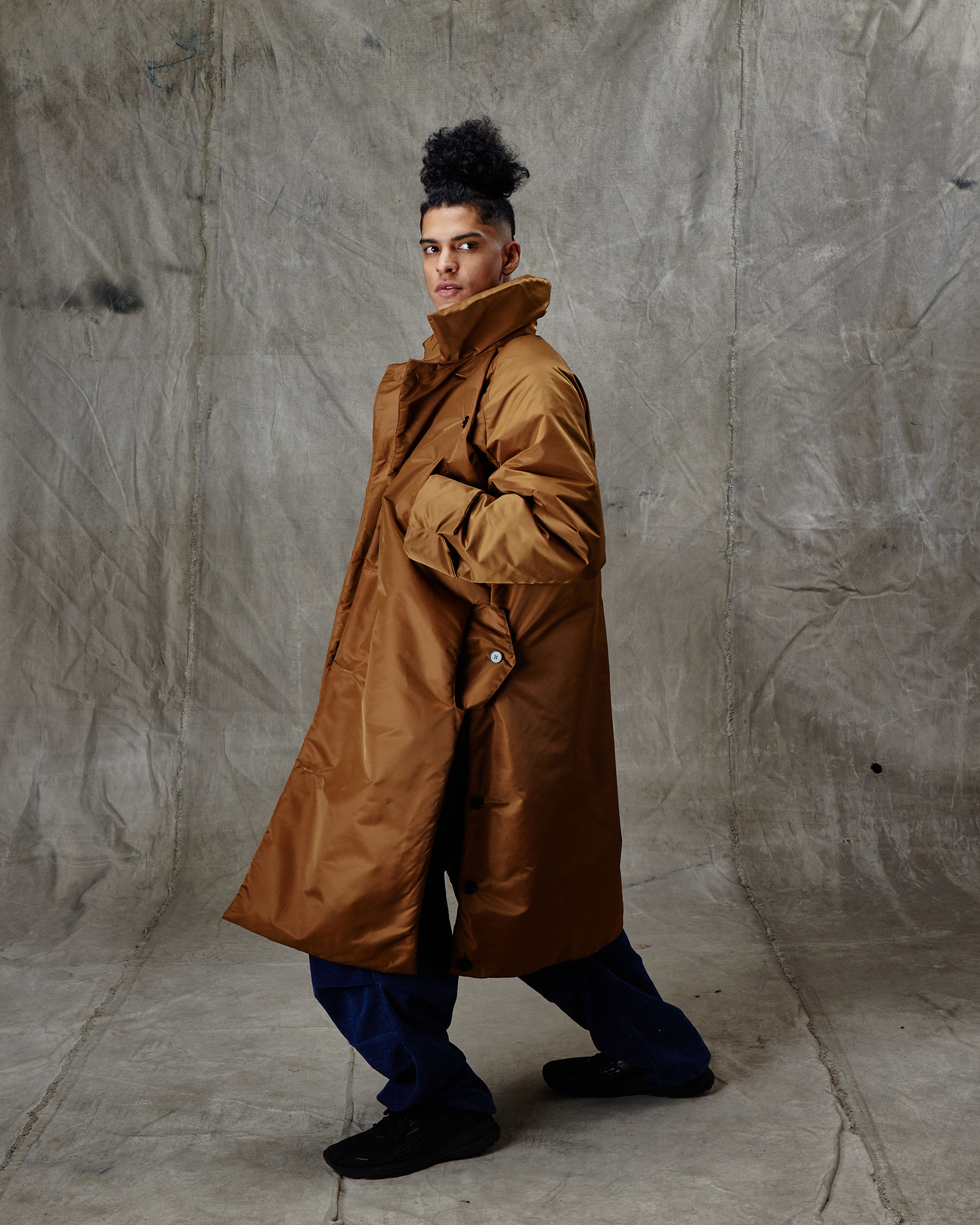 GOLDEN SATIN FILLED TRENCH