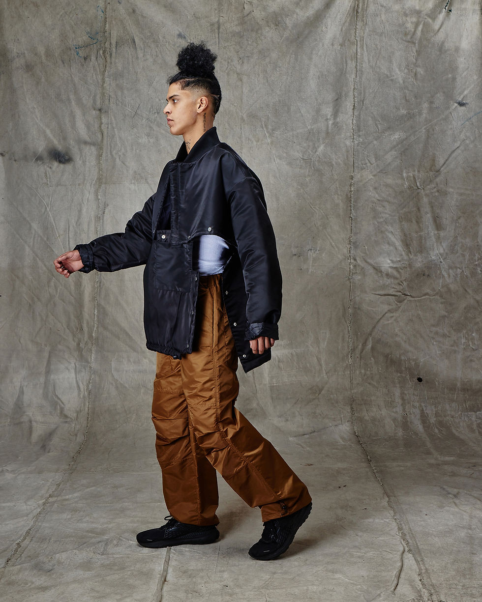 Thumbnail: REVERSIBLE BLACK TETRA ANORAK