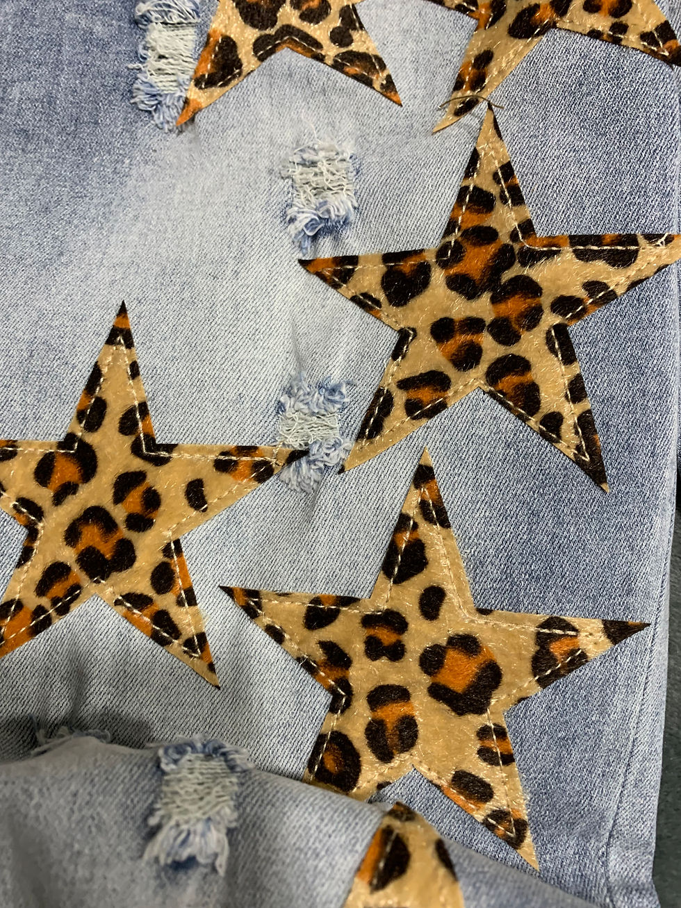 Thumbnail: Amiri  leopard Jeans