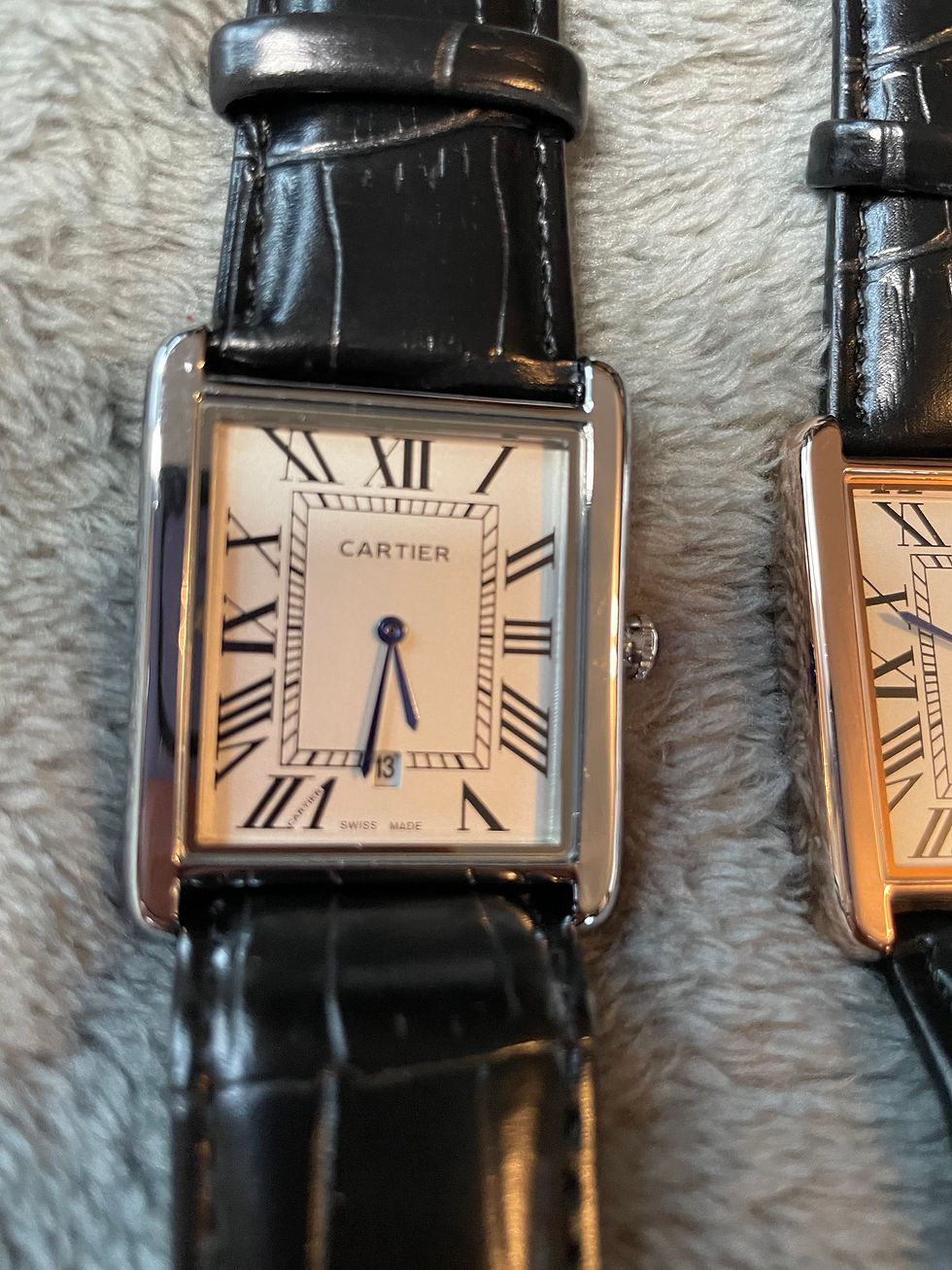 Thumbnail: Cartier Tank.   gold or silver