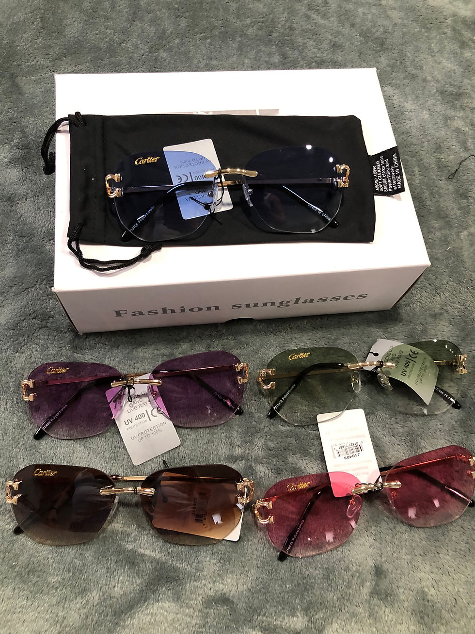 Thumbnail: Colorful C prong Cartiers