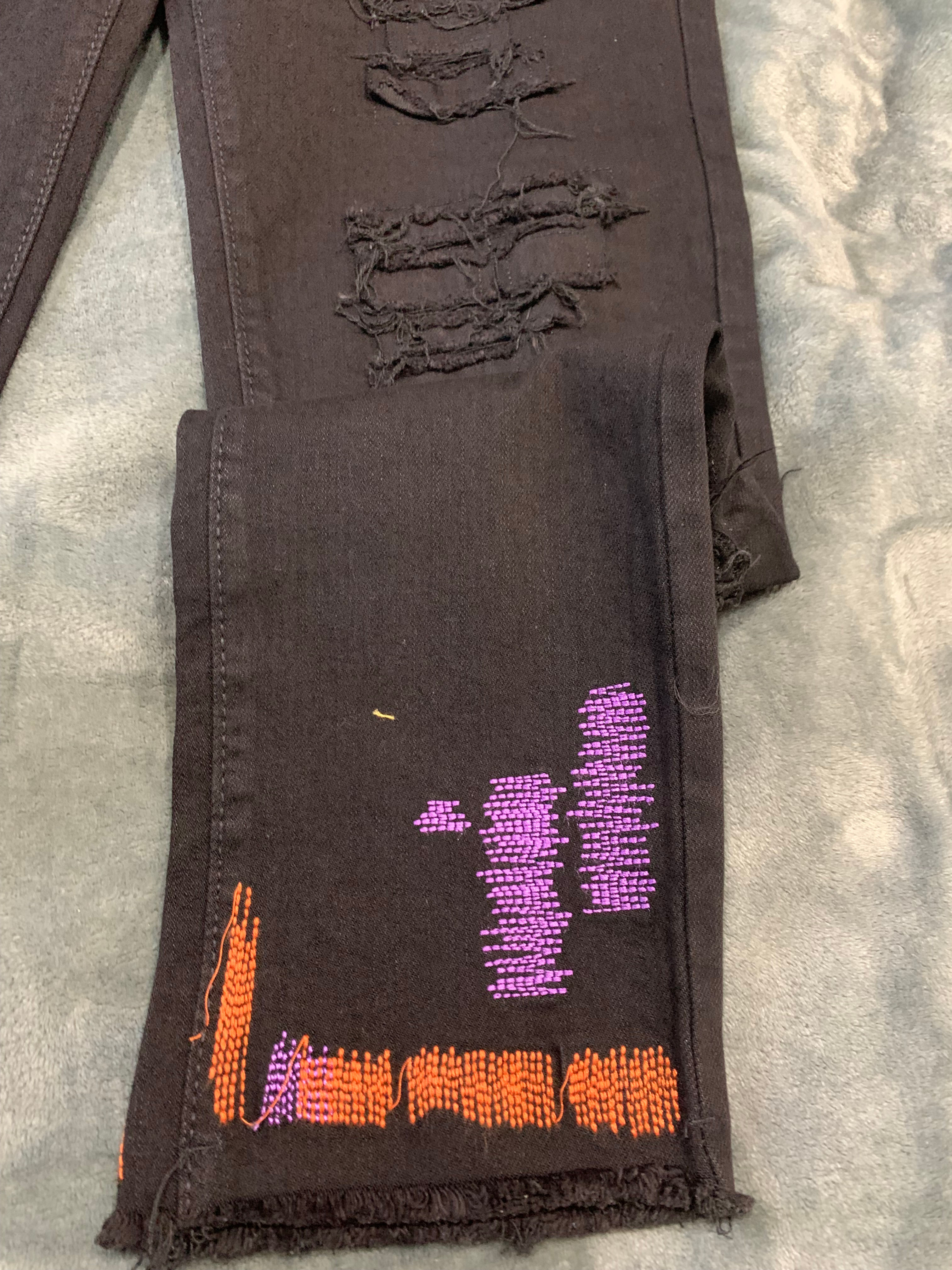 size 33.Amiri jeans.    33 only.