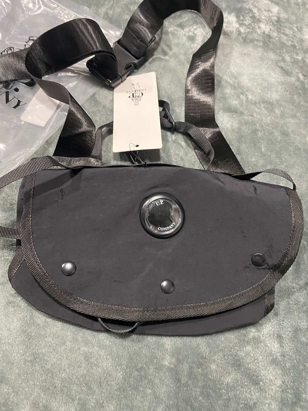Thumbnail: CP company crossbody