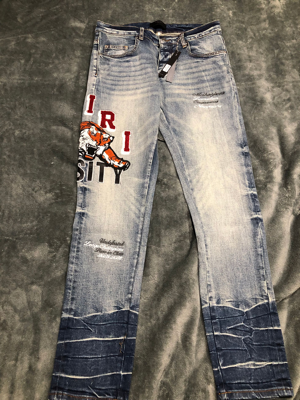 Thumbnail: Varsity Lion Amiri       30,38,40 only