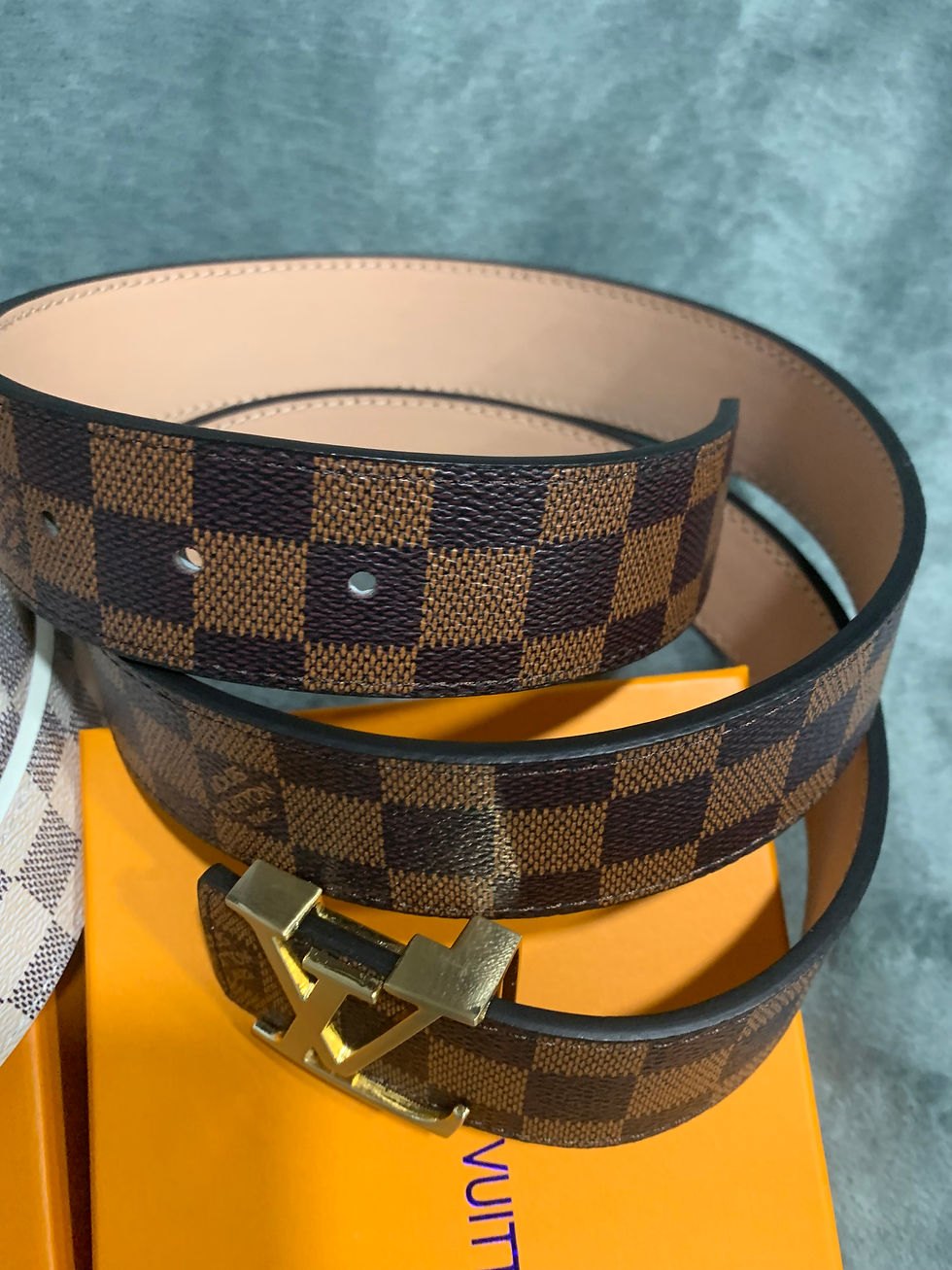 Thumbnail: belts pick one