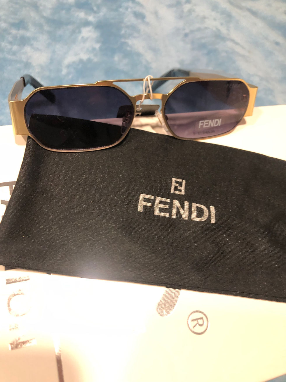 Thumbnail: FF Round sunglasses