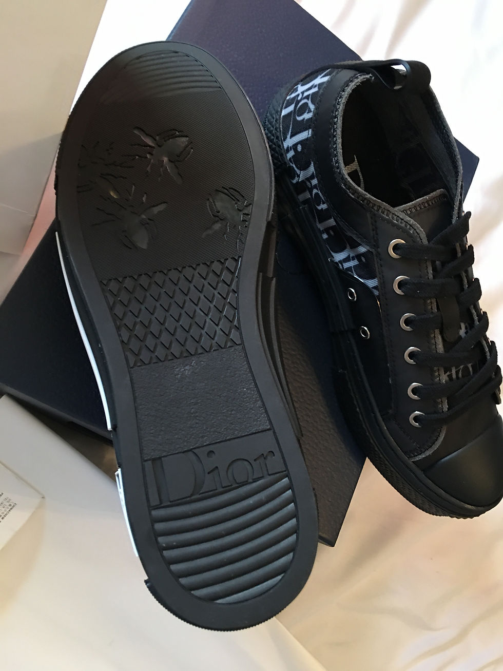 Thumbnail: B 23 Dior Black low tops canvas oblique