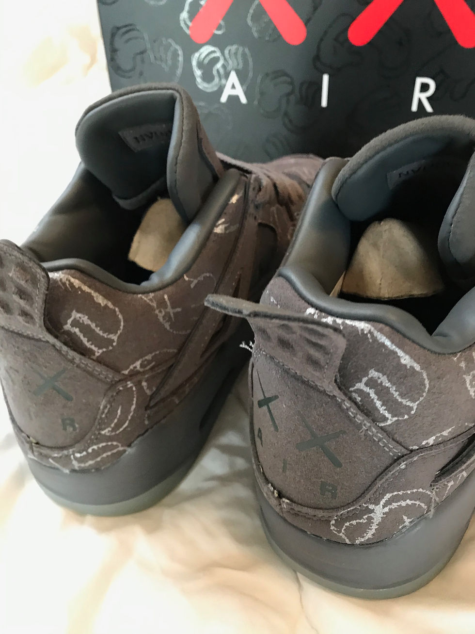 Thumbnail: Kaws/Jordan 4's