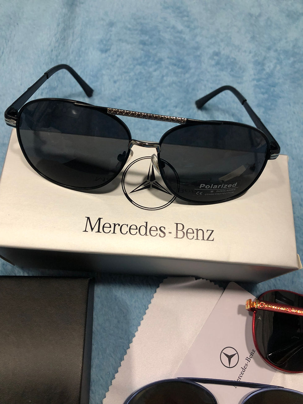 Thumbnail: Mercedes Benz sunglasses