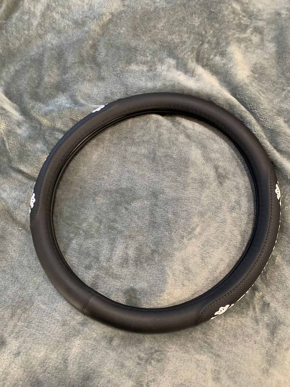 Thumbnail: Steering wheel covers.   15 inches