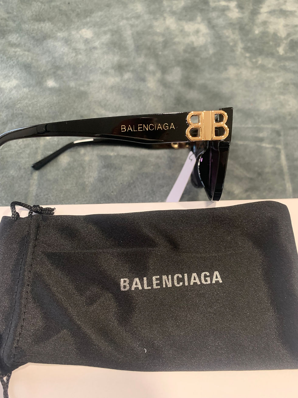 Thumbnail: Balenciaga sunglasses