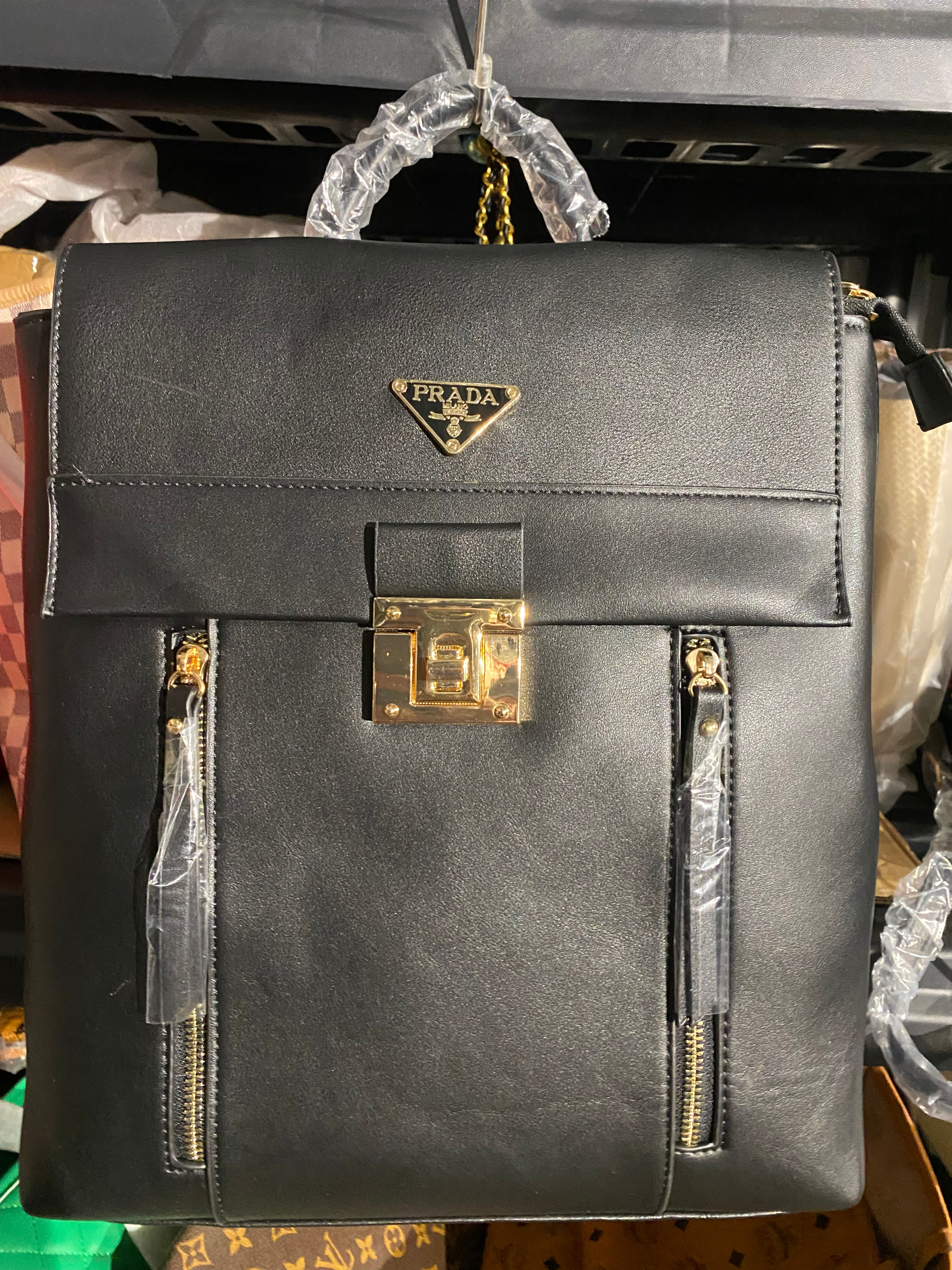 BAG/BACKPACK AND WALLET