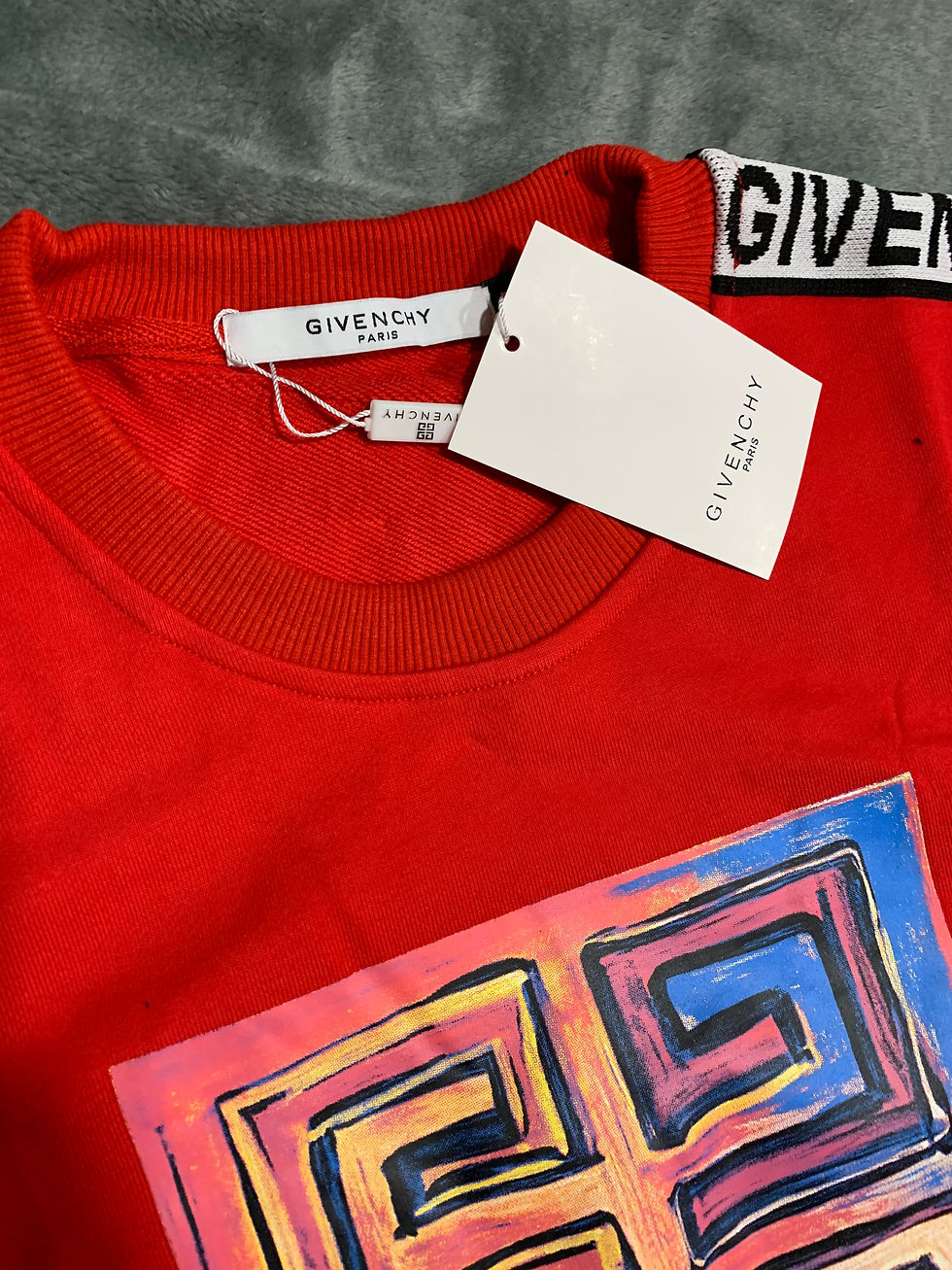 Thumbnail: Red Givenchy sweatshirt