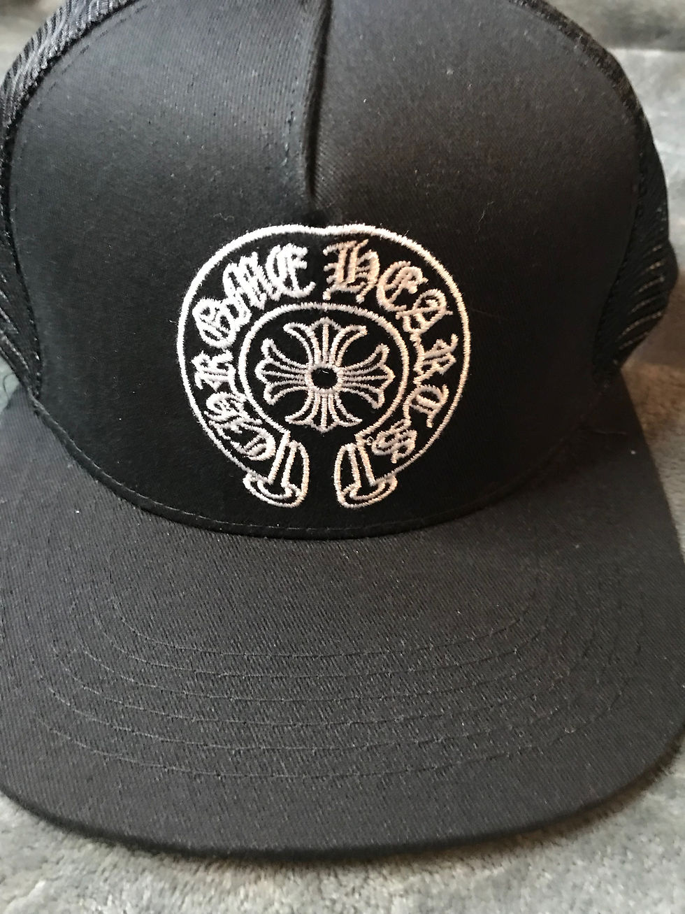 Thumbnail: chrome Hearts   cross or horseshoe hat