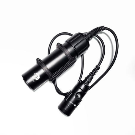 ไฟฉายใต้น้ำ เลือกใช้งานกันอย่างไร?