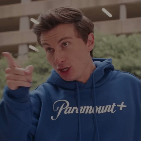 paramount_dark_slow_push_7sec.mp4