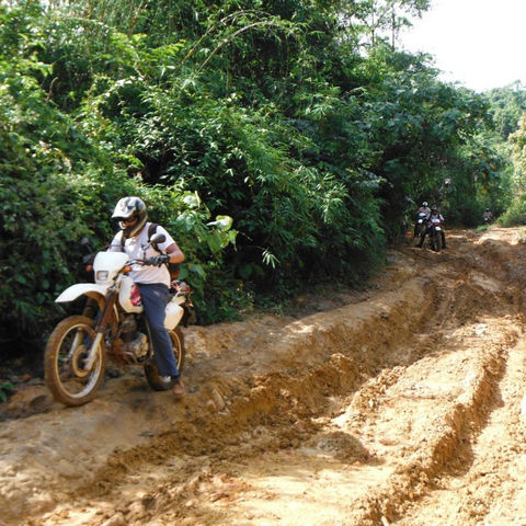 dirt bike ride on the track