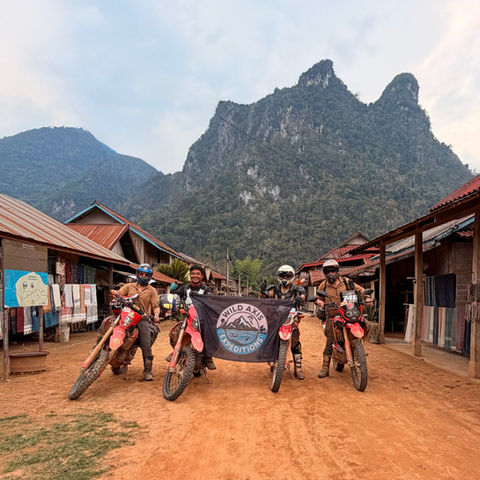 Wildaxis team on dirt bikes