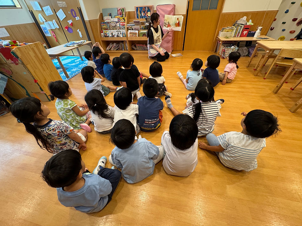 まずは七夕のお話をきいてから、、📚