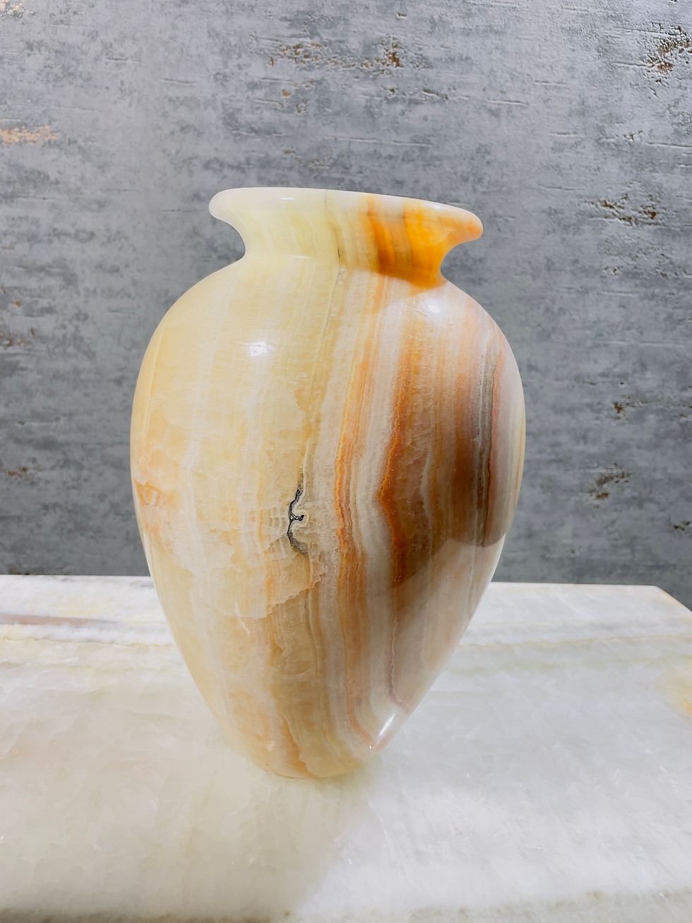 Miniaturbild: Tulpenförmige Vase aus Onyx-Marmor Gelb/Orange