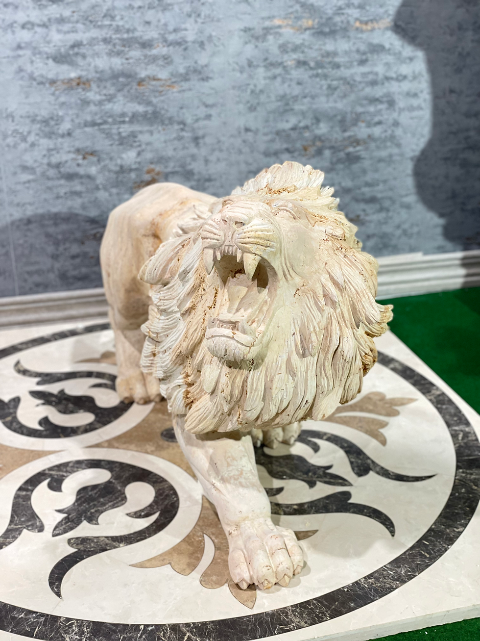 Miniaturbild: Travertin Löwe Skulptur Orange königlich
