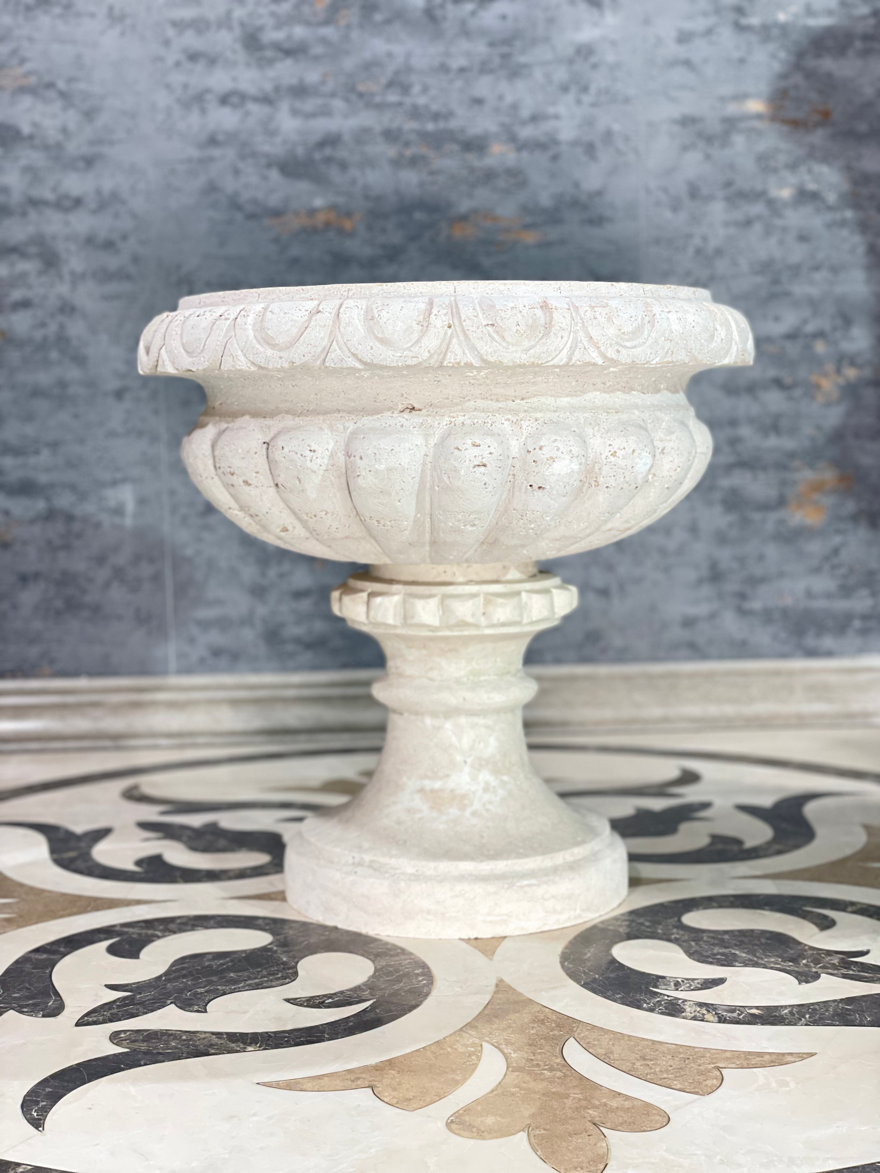 Blumentopf / Vase aus Travertin Weiß Leder