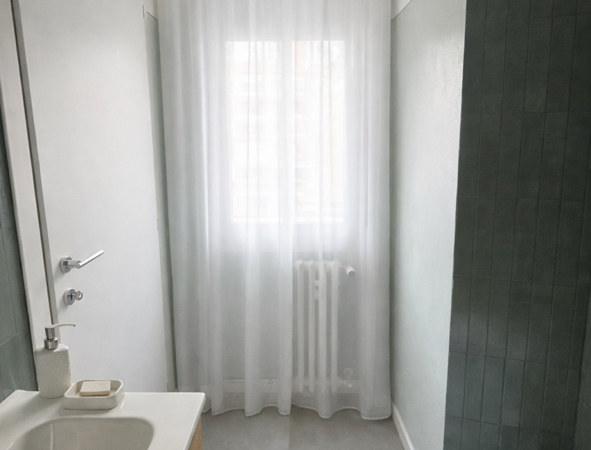 INTERIOR DESIGN PR2210-2415/22-24 (via Luzzati - Mi)