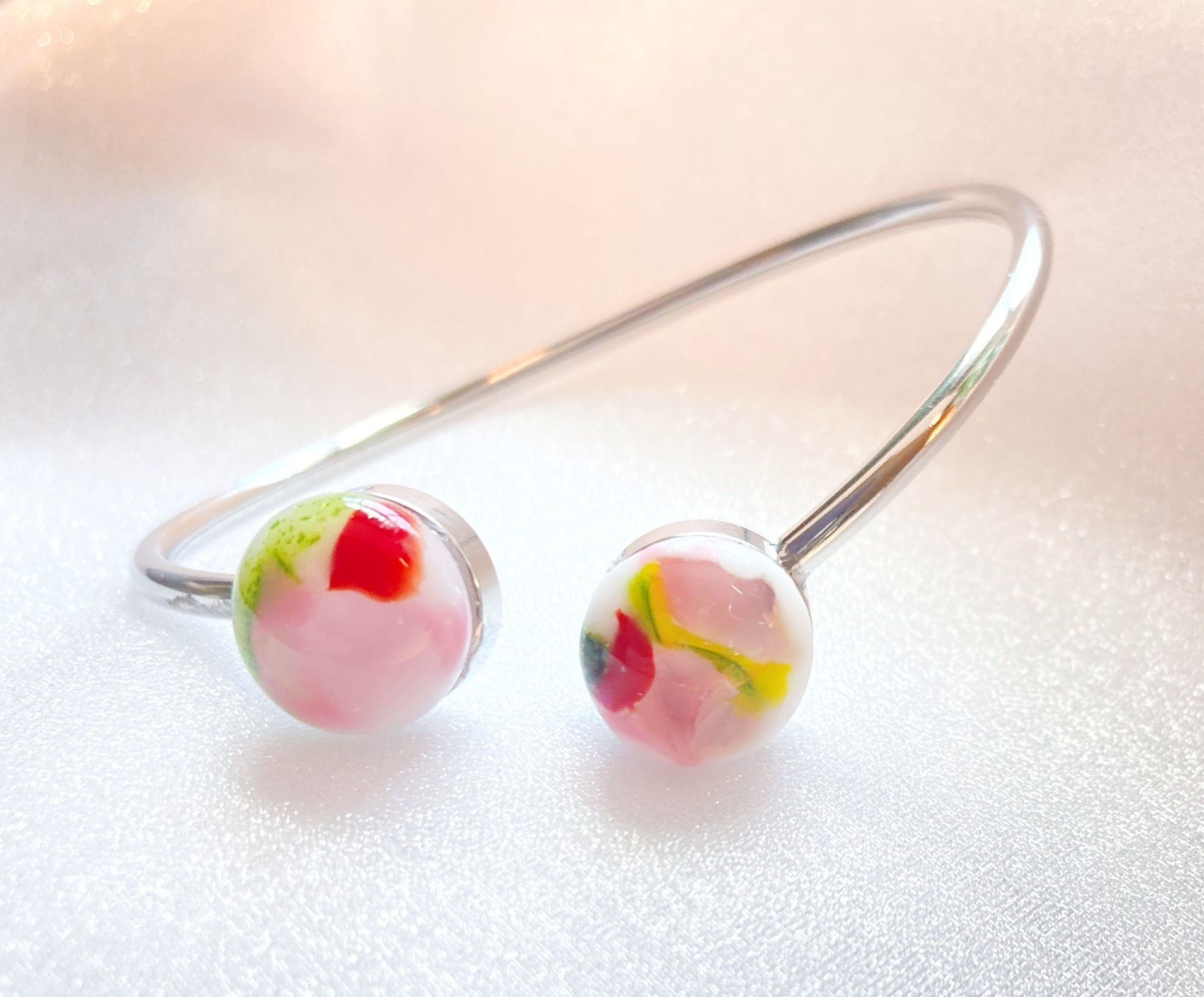 ROSES IN BLOOM | GLASS FUSED JEWELRY BRACELET